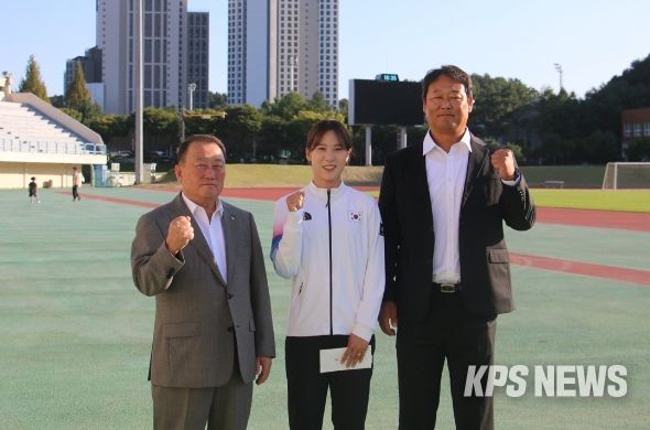 육상 국가대표 김다은 선수 항저우 아시안게임 출전 격려