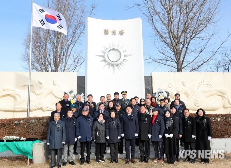 안성시, '2026년 병오년 신년참배' 개최