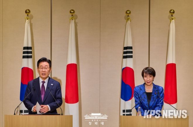 한·일 정상 공동언론발표(청와대)