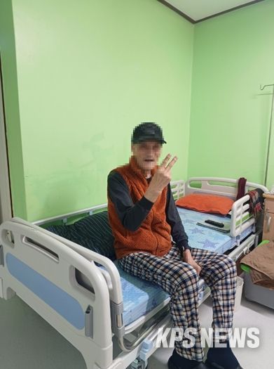 처인구는 서원재단의 지정기탁을 받아 사회복지법인 용인노인전문요양원의 노후 침대를 교체했다